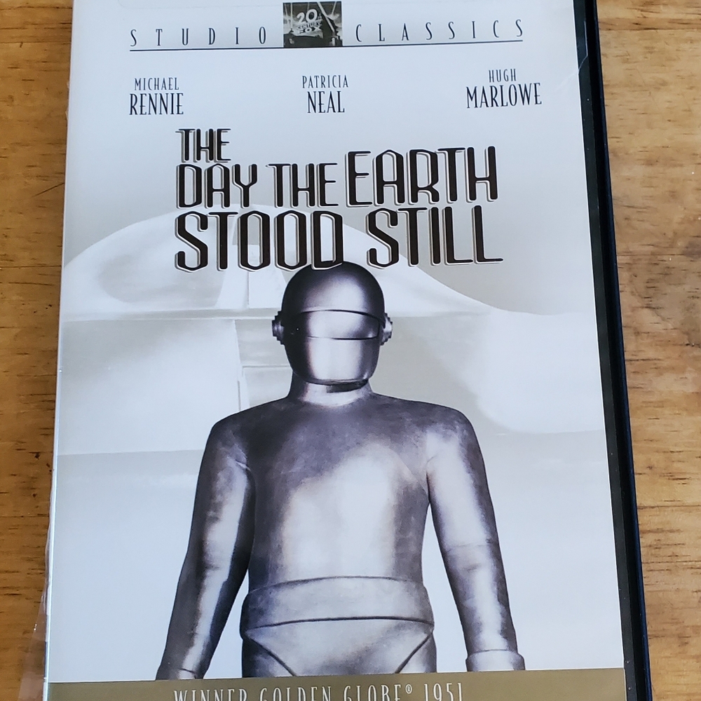 The Day the Earth Stood Still  1951 Science Fiction DVDThe Day the Earth Stood S